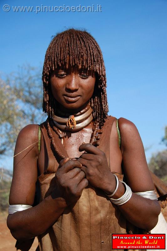 Ethiopia - Sulla strada per Turni - 50 - Giovane etnia Hamer.jpg